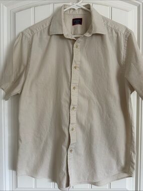 UNTUCKit Short Sleeve Button-Down Shirt in Beige